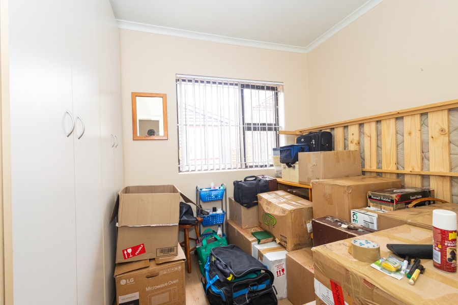 3 Bedroom Property for Sale in Uitzicht Western Cape